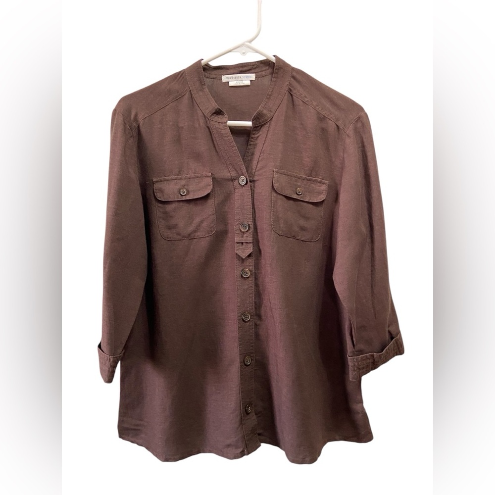 Van Heusen Studios Brown Button Down Size Medium